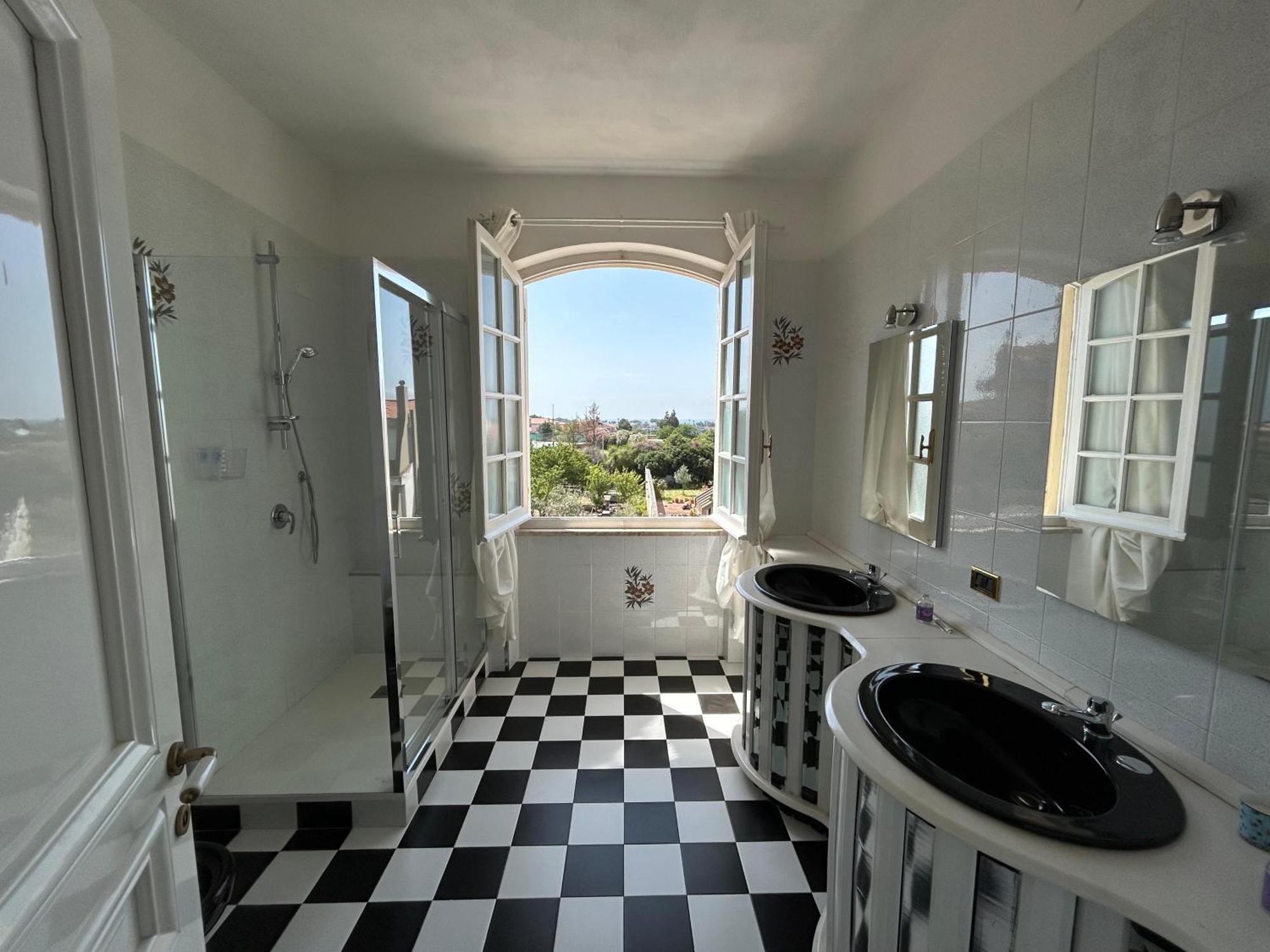 Bed And Breakfast Villa Teis Quartu Sant'Elena Exterior photo